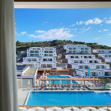 Ariadne - Adults Only 4*